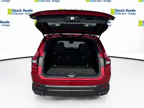 Certified 2025 Honda Pilot Sport image 29