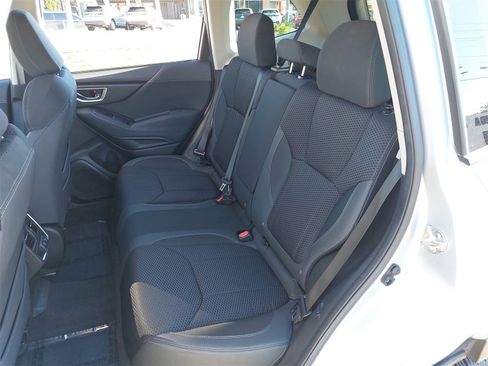 Used 2020 Subaru Forester Premium image 13
