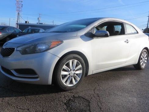 Used 2016 Kia Forte Koup EX image 4