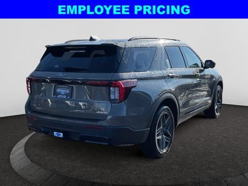 New 2026 Ford Explorer ST-Line w/ ST-Line Street Pack AWD/4WD image 6