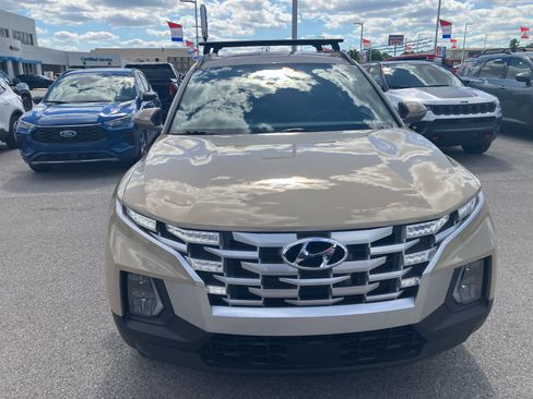 Used 2023 Hyundai Santa Cruz SEL Premium w/ Cargo Package AWD/4WD image 2