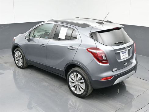 Used 2019 Buick Encore Preferred image 27