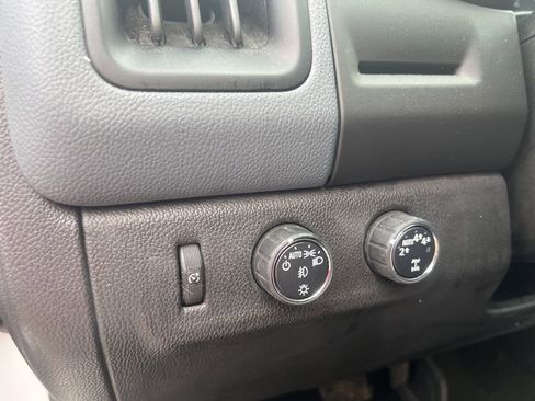 Used 2017 Chevrolet Colorado Z71 image 48