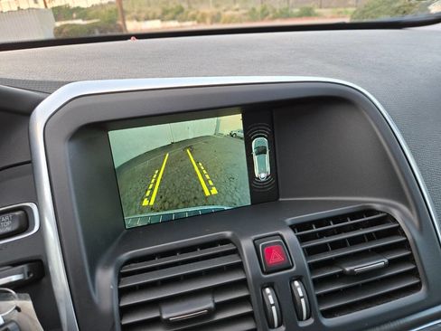 Used 2015 Volvo XC60 T5 Premier image 46