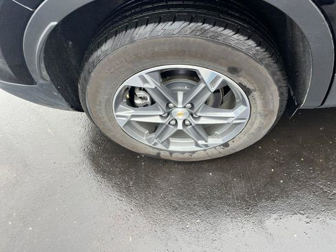 Used 2025 Chevrolet Blazer LT image 32