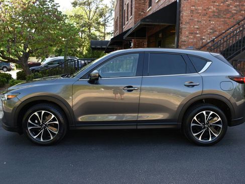 Used 2023 MAZDA CX-5 AWD 2.5 S w/ Premium Package image 4