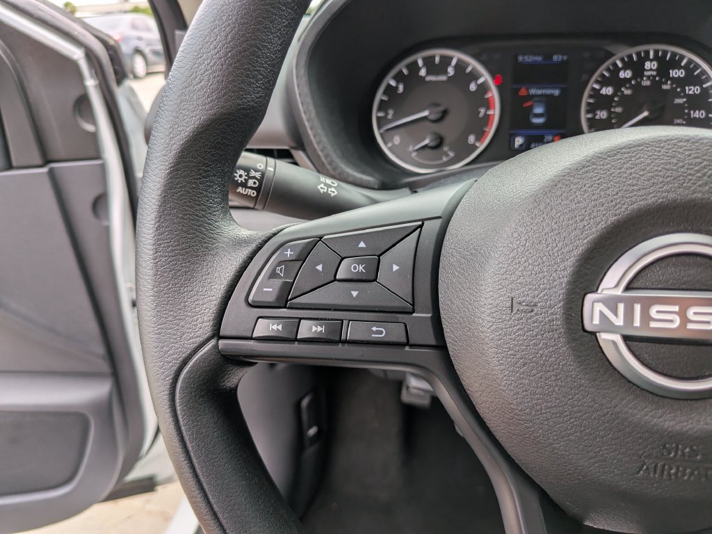 Used 2024 Nissan Sentra S FWD image 30