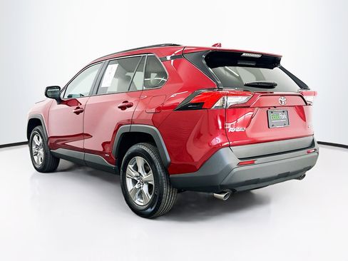 Used 2025 Toyota RAV4 LE AWD/4WD image 5