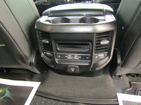 Used 2022 RAM 1500 Limited w/ Off Road Group image 19