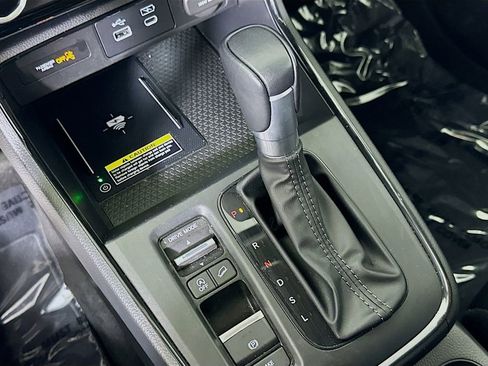 Used 2025 Honda CR-V EX-L image 31