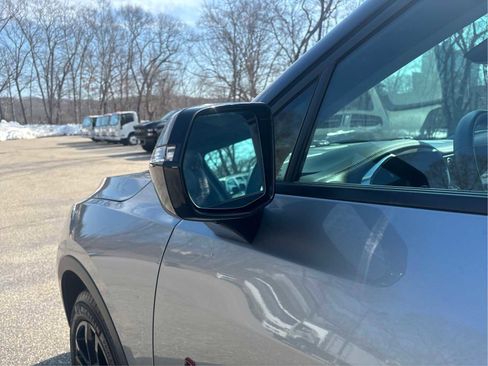 Used 2023 Chevrolet Blazer LT w/ Sound & Technology Package image 28