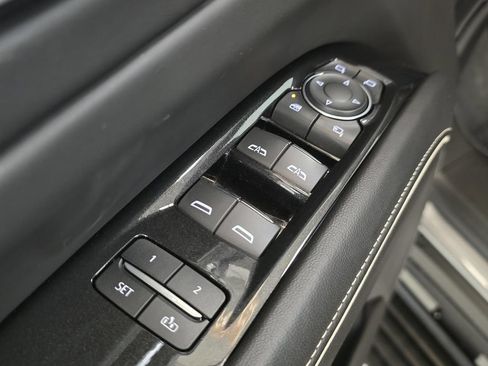 Used 2023 Cadillac Escalade V w/ LPO, ONYX Package AWD/4WD image 23