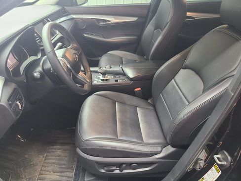 Used 2019 INFINITI QX50 Luxe w/ Navigation Package AWD/4WD image 23
