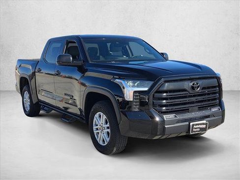 Used 2025 Toyota Tundra SR5 AWD/4WD image 3