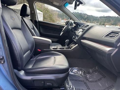Used 2018 Subaru Outback 2.5i Limited w/ 50th Anniversary Edition image 13