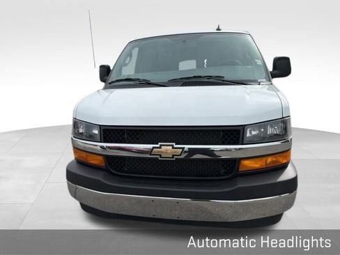 Used 2024 Chevrolet Express 2500 w/ Driver Convenience Package image 6