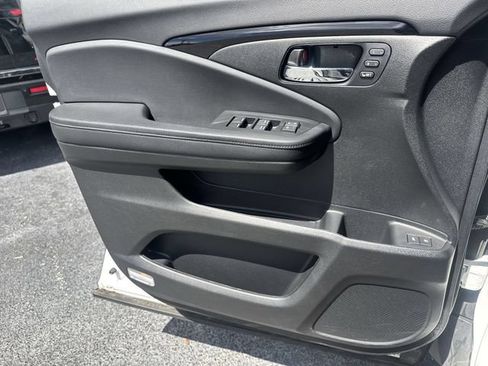 Used 2021 Honda Pilot Elite image 29