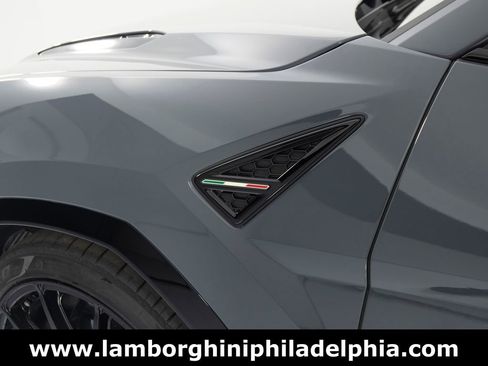 Used 2024 Lamborghini Urus S image 46
