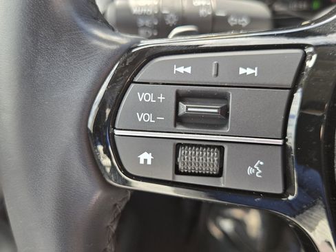 Certified 2024 Honda Pilot Touring image 25