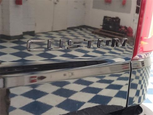 Used 2020 Chevrolet Silverado 1500 Custom Trail Boss w/ Custom Convenience Package image 11