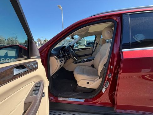 Used 2019 Mercedes-Benz GLE 400 4MATIC w/ Premium 1 Package image 17