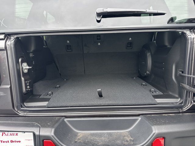 New 2027 Jeep Wrangler Unlimited Rubicon AWD/4WD image 16