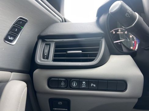 Used 2021 Acura TLX w/ Technology Package image 20