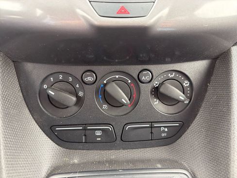 Used 2016 Ford Transit Connect XLT image 25