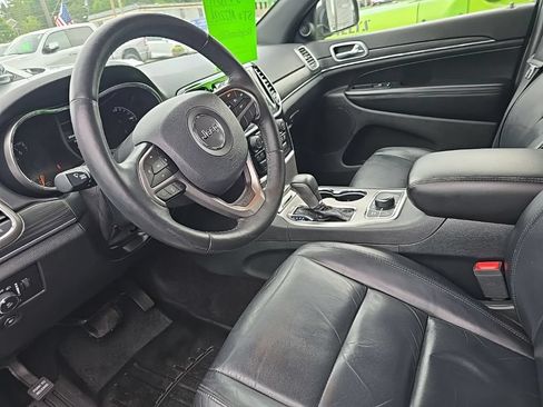 Used 2019 Jeep Grand Cherokee Limited AWD/4WD image 20