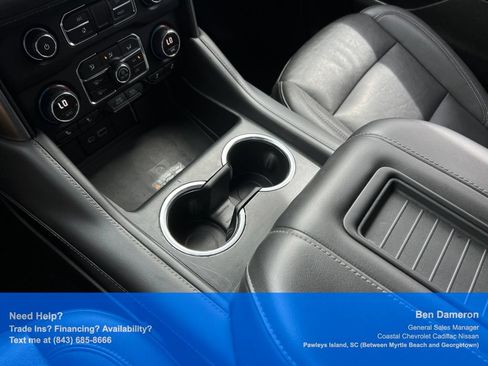 Used 2022 Chevrolet Suburban LT AWD/4WD image 46
