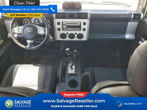 Used 2010 Toyota FJ Cruiser 4WD image 11
