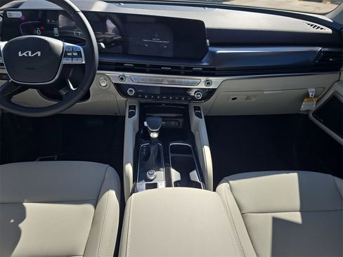 New 2025 Kia Telluride S image 15