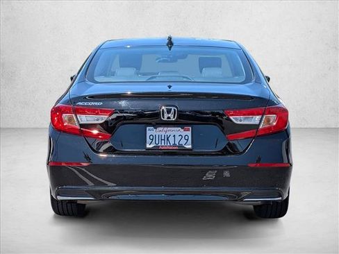 Used 2019 Honda Accord LX image 7