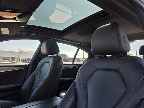 Used 2019 BMW 540i xDrive w/ M Sport Package image 21