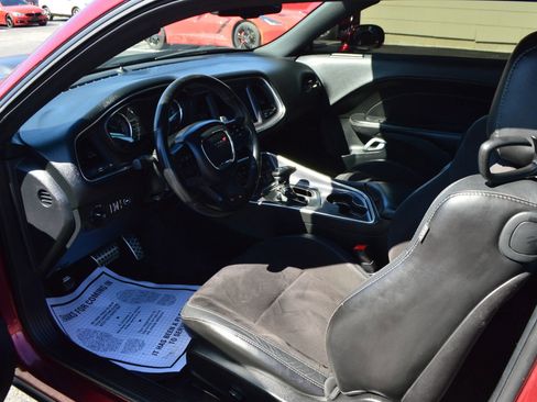 Used 2017 Dodge Challenger R/T Scat Pack image 17