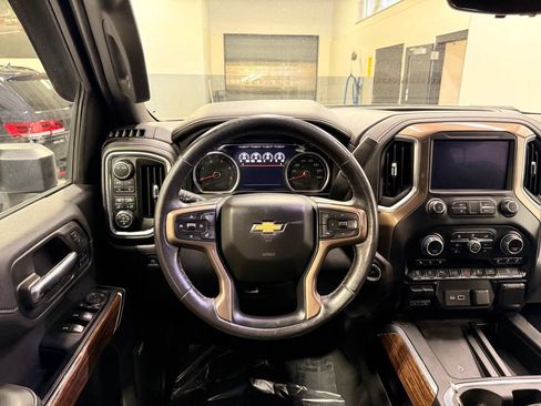 Used 2022 Chevrolet Silverado 3500 High Country w/ Z71 Off-Road Package AWD/4WD image 22