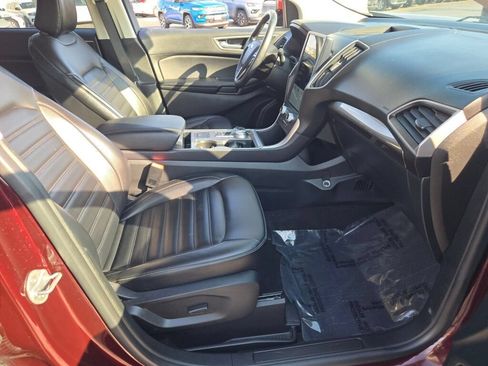 Used 2023 Ford Edge SEL AWD/4WD image 16