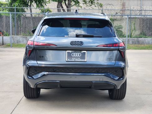 New 2026 Audi Q3 quattro 2.0T AWD/4WD image 9