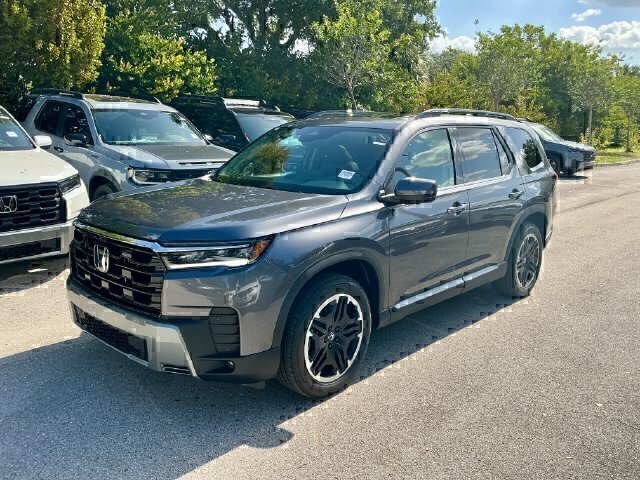 New 2026 Honda Pilot Touring image 5