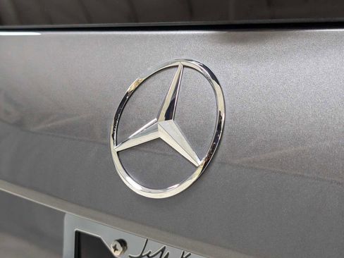 Used 2025 Mercedes-Benz GLB 250 GLB 250 image 17