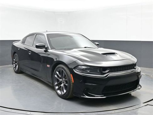 Used 2023 Dodge Charger Scat Pack image 2
