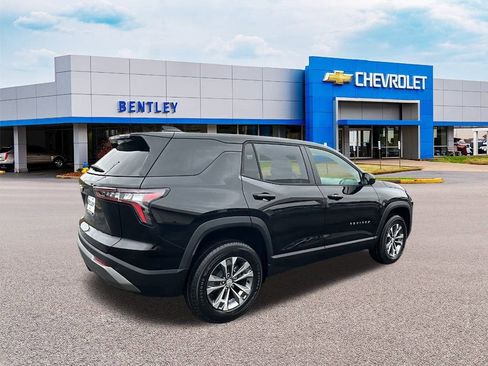 New 2026 Chevrolet Equinox LT image 5