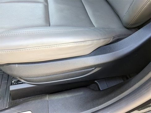 Used 2025 Lincoln Corsair Reserve image 23