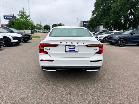 Certified 2023 Volvo S60 B5 Plus w/ Climate Package FWD image 5