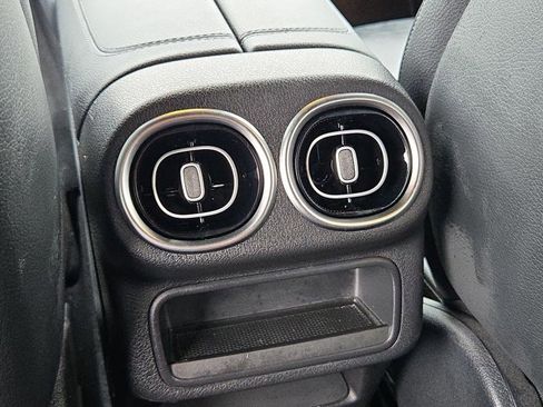 Used 2024 Mercedes-Benz GLC 300 GLC 300 image 14