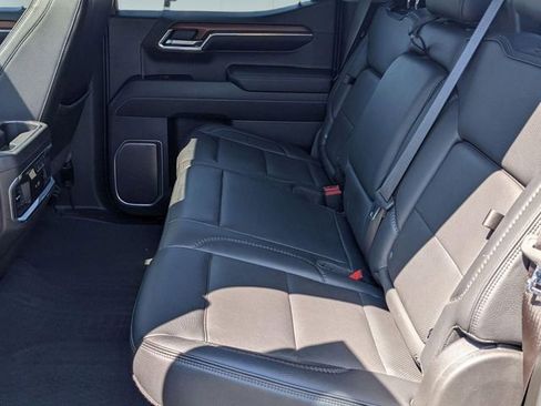 Used 2023 GMC Sierra 1500 Denali w/ Denali Reserve Package AWD/4WD image 26
