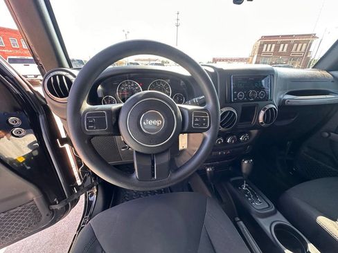 Used 2016 Jeep Wrangler Sport AWD/4WD image 18