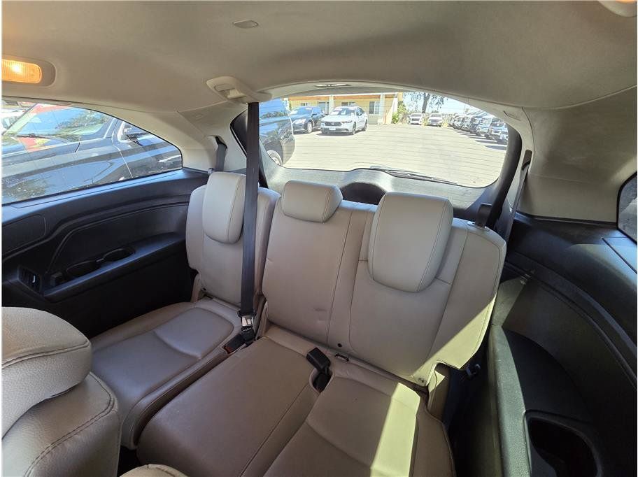 Used 2024 Honda Odyssey EX-L image 9