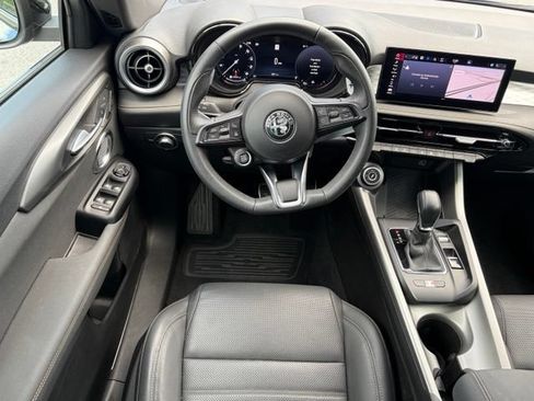 Used 2025 Alfa Romeo Tonale w/ Premium Package AWD/4WD image 48