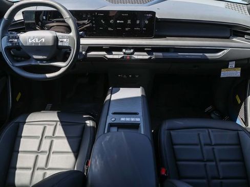 New 2026 Kia EV9 Land w/ Nightfall Edition Package AWD/4WD image 5